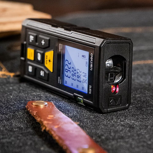 Лазерный дальномер Deli DL4171 Диапазон измерения 0,05;100м, точность измерения ±3мм