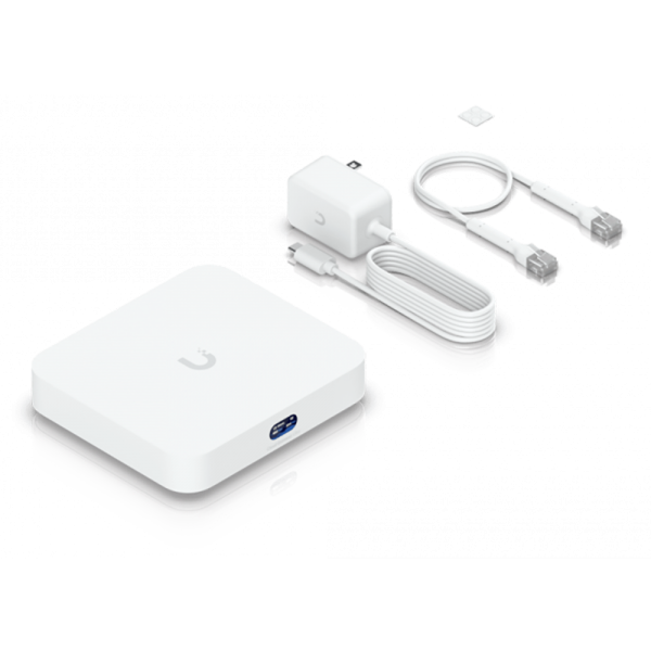 Маршрутизатор Ubiquiti Cloud Gateway Ultra  4 ядра (1,5 ГГц), 4х 1G RJ45, 1х 2.5G RJ45