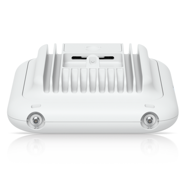 Точка доступа Wi-Fi Ubiquiti UniFi 7 AP Pro Outdoor 2,4+5+6 ГГц, Wi-Fi 7, 2х2 MIMO, 802.3at, 1х 2.5G RJ45