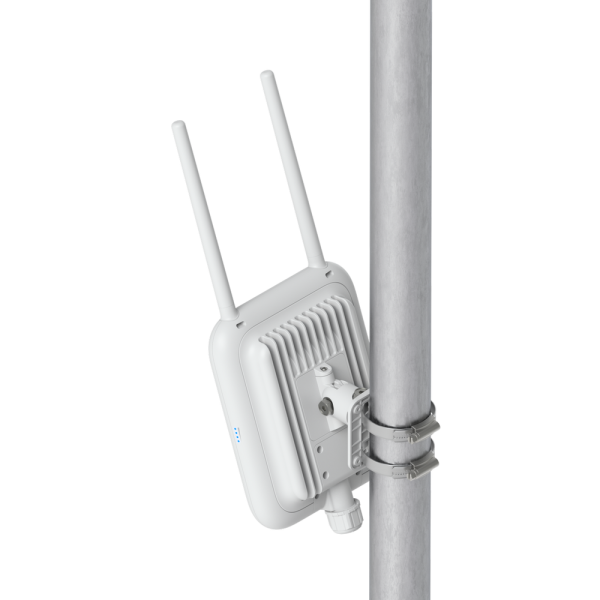Точка доступа Wi-Fi Ubiquiti UniFi 7 AP Pro Outdoor 2,4+5+6 ГГц, Wi-Fi 7, 2х2 MIMO, 802.3at, 1х 2.5G RJ45