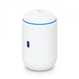 Ubiquiti UniFi Dream Router 7 Маршрутизатор 4 ядра (1,5 ГГц), Wi-Fi 7, 4х 2.5G RJ45, 1х 10G SFP+