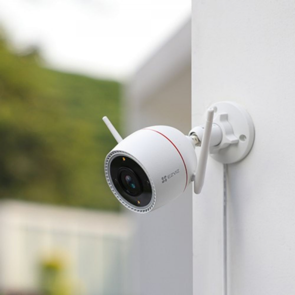 Камера видеонаблюдения Ezviz Ezviz H3C 4MP 4 Мп Wi-Fi улисная камера Ezviz H3C с поддержкой карты памяти 512 Гб