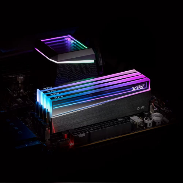 Модуль памяти XPG 16GB DDR5 5600 DIMM XPG NOVAKEY RGB AX5U5600C4616G-CNKRBK On-Die ECC, CL46-45-45, 1.1V, Heat Shield,  RTL